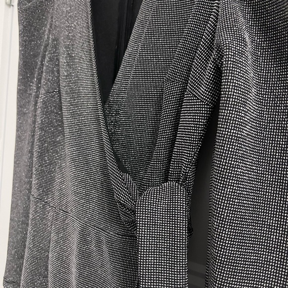 Dynamite knee evening dress - Picture 2 of 3